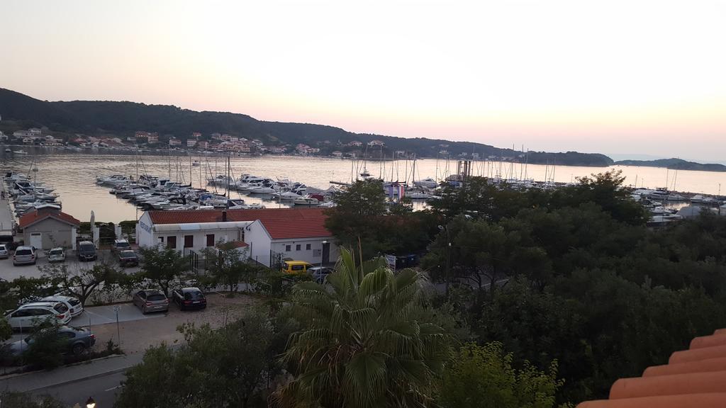 Guest House Galeb Supetarska Draga Eksteriør bilde